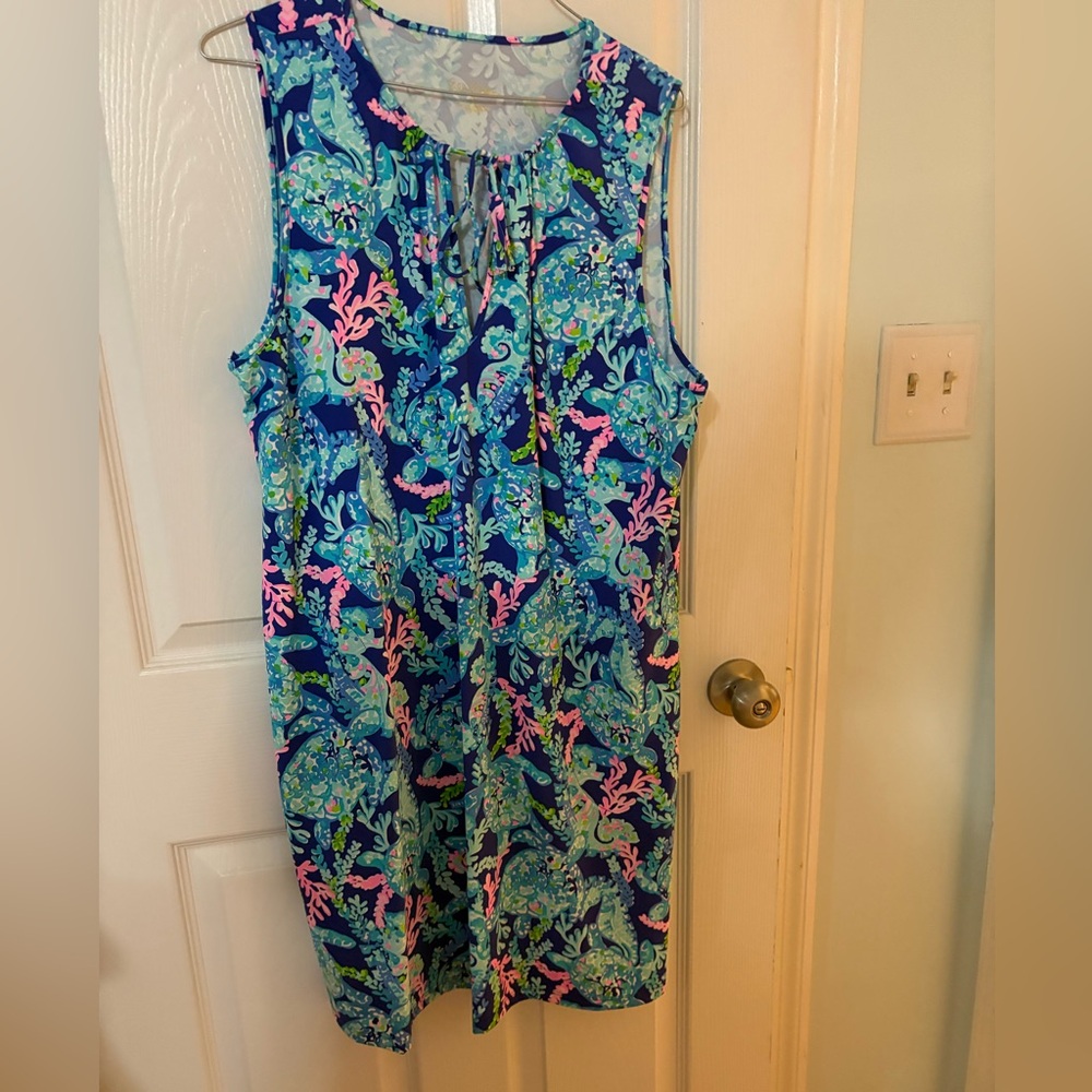 Cute Lilly Pulitzer Johana coverup in Corsica Blue Turtle Villa. Size XL NWT